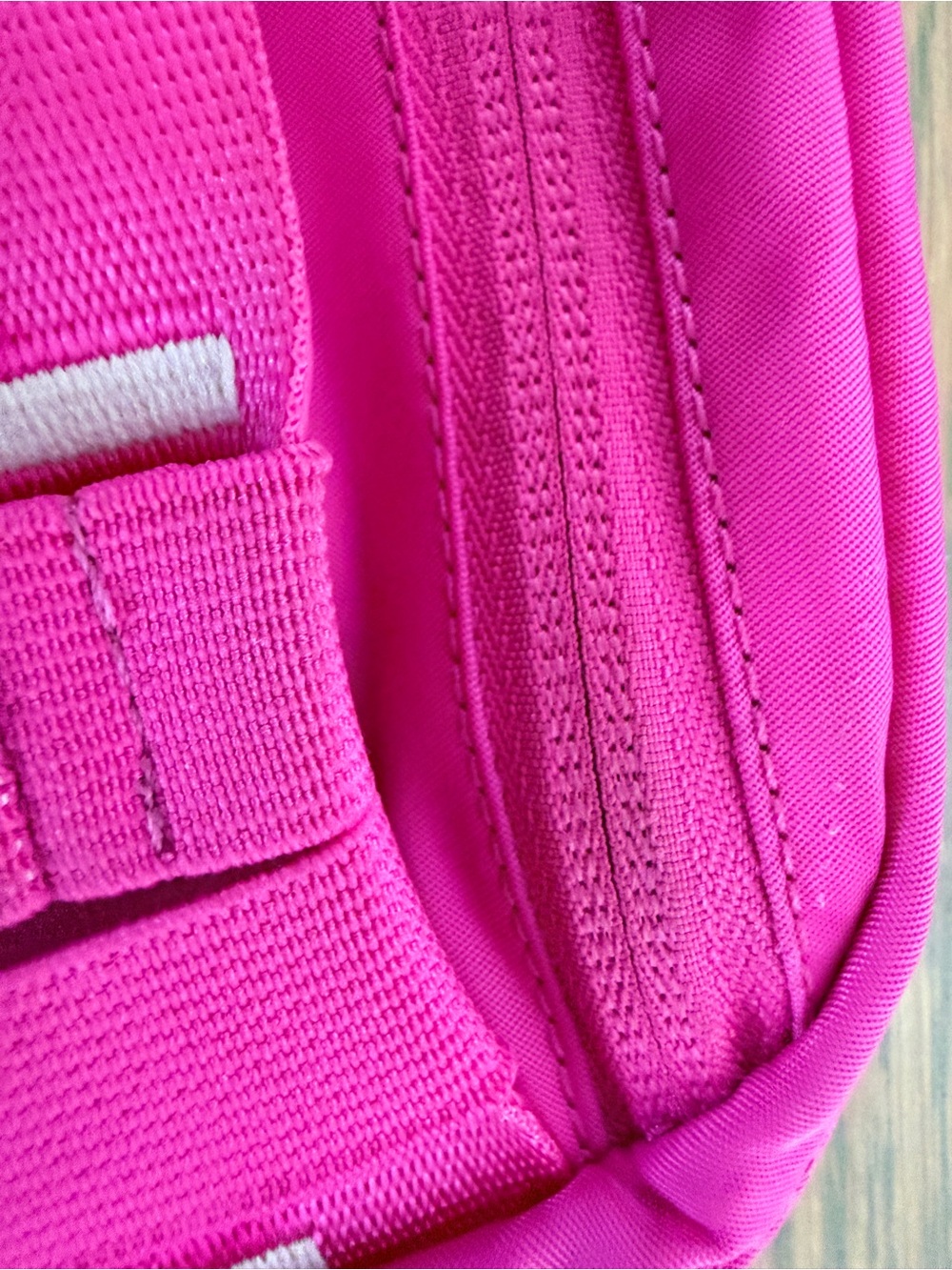 lululemon Bright Pink Everywhere Belt Bag with Logo Strap - Picture 9 of 9